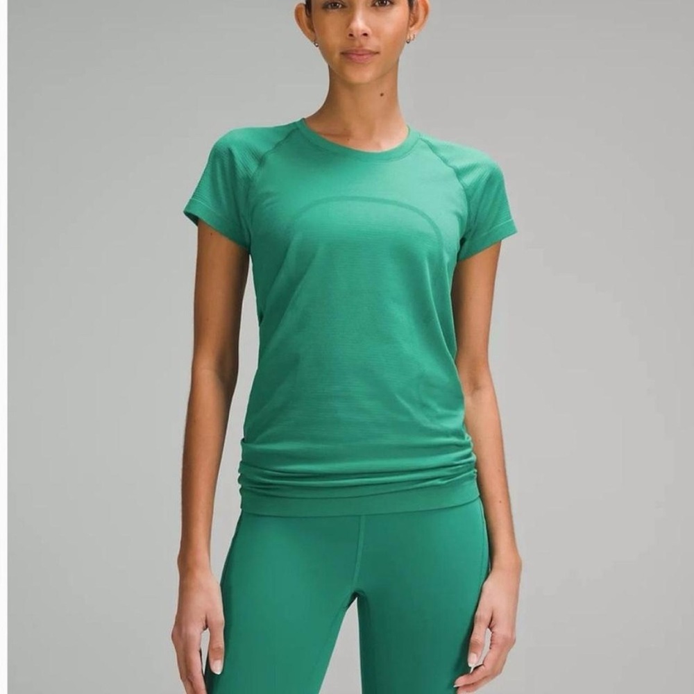 Lululemon Swiftly Tech Short-Sleeve Shirt 2.0